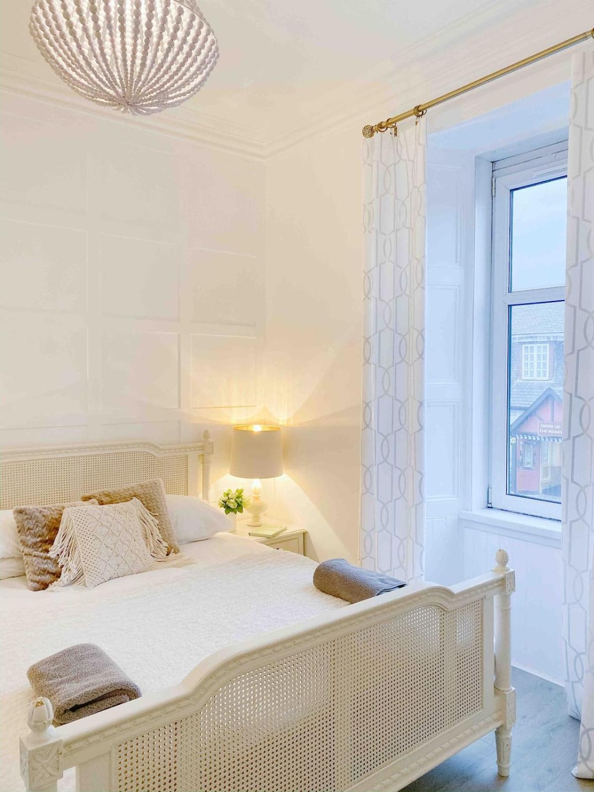Apartment Chic Flat Close To Edinburgh, Airport, & Zoo